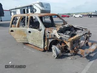 ✅ 2004 Lincoln Navigator Luxury • VIN: 5LMFU28R64LJ30391 • Lot: 43029396. Wystawiony na IAAI z przebiegiem Nie podano. Bezpłatny archiwum sprzedaży aukcyjnych z USA i szczegółowy raport historii pojazdu na DreamBid. Zdjęcie 1.