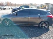 ✅ 2015 Ford Focus ST • VIN: 1FADP3L94FL280091 • Lot: 43638227. Listed on IAAI with 142,800 mi. Free auction sales archive from the USA and detailed vehicle history report at DreamBid. Image 14.