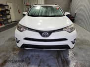 ✅ 2018 Toyota RAV4 Limited • VIN: 2T3YFREV6JW504270 • Lot: 82733045. Wystawiony na Copart z przebiegiem 109 257 mil. Bezpłatny archiwum sprzedaży aukcyjnych z USA i szczegółowy raport historii pojazdu na DreamBid. Zdjęcie 5.