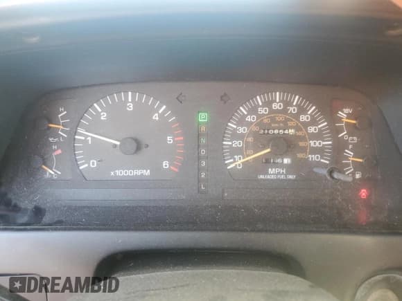 ✅ 1992 Toyota Land Cruiser • VIN: JT3FJ80WXN0041323 • Lot: 79240394. Listed on Copart with 210,854 mi. Free auction sales archive from the USA and detailed vehicle history report at DreamBid. Image 9.