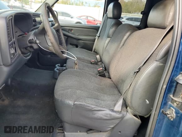 ✅ 2001 Chevrolet Silverado 1500 • VIN: 2GCEC19W411359870 • Лот: 78019274. Опубликован ранее на Copart с пробегом 135 752 миль. Бесплатный доступ к архиву аукционных продаж из США и подробный отчёт об истории автомобиля на DreamBid. Изображение 7.