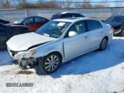 ✅ 2012 Toyota Avalon • VIN: 4T1BK3DB1CU467601 • Lot: 41309808. Wystawiony na IAAI z przebiegiem 227 894 mil. Bezpłatny archiwum sprzedaży aukcyjnych z USA i szczegółowy raport historii pojazdu na DreamBid. Zdjęcie 18.