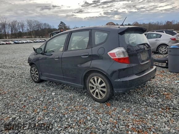 ✅ 2013 Honda Fit Sport • VIN: JHMGE8H54DC054936 • Lot: 94104475. Wystawiony na Copart z przebiegiem 159 707 mil. Bezpłatny archiwum sprzedaży aukcyjnych z USA i szczegółowy raport historii pojazdu na DreamBid. Zdjęcie 2.