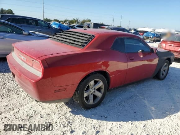 ✅ 2013 Dodge Challenger SXT • VIN: 2C3CDYAG4DH569628 • Lot: 72761454. Wystawiony na Copart z przebiegiem 115 590 mil. Bezpłatny archiwum sprzedaży aukcyjnych z USA i szczegółowy raport historii pojazdu na DreamBid. Zdjęcie 3.