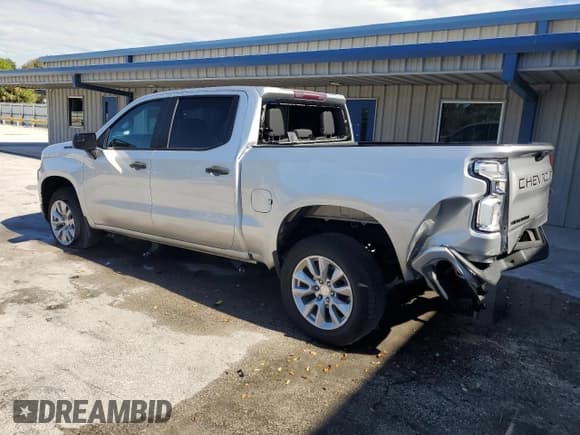 ✅ 2021 Chevrolet Silverado 1500 Custom • VIN: 3GCPWBEK6MG190570 • Lot: 80639614. Wystawiony na Copart z przebiegiem 81 468 mil. Bezpłatny archiwum sprzedaży aukcyjnych z USA i szczegółowy raport historii pojazdu na DreamBid. Zdjęcie 2.