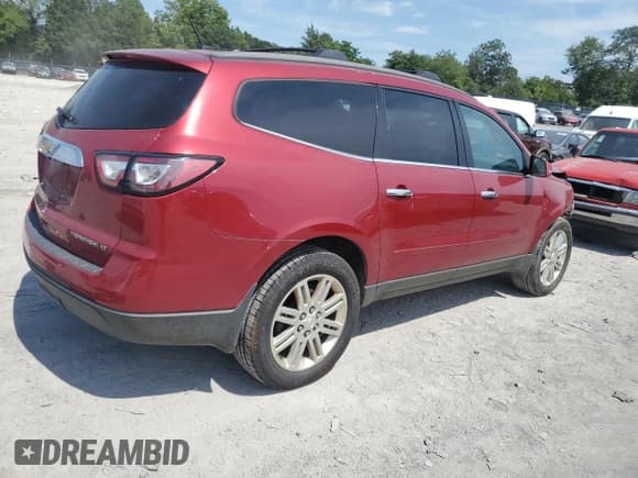 ✅ 2014 Chevrolet Traverse LT • VIN: 1GNKVGKD6EJ156345 • Lot: 67053134. Wystawiony na Copart z przebiegiem 179 153 mil. Bezpłatny archiwum sprzedaży aukcyjnych z USA i szczegółowy raport historii pojazdu na DreamBid. Zdjęcie 3.