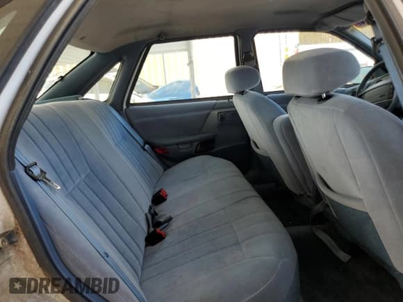 ✅ 1992 Ford Taurus GL • VIN: 1FALP52U5NA280821 • Lot: 77457304. Listed on Copart with 33,484 mi. Free auction sales archive from the USA and detailed vehicle history report at DreamBid. Image 10.