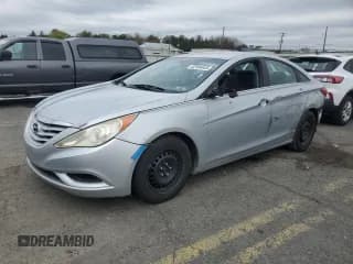 ✅ 2011 Hyundai Sonata GLS • VIN: 5NPEB4AC5BH122617 • Lot: 82494645. Listed on Copart with 115,258 mi. Free auction sales archive from the USA and detailed vehicle history report at DreamBid. Image 1.