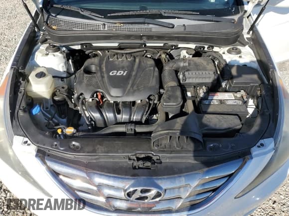 ✅ 2011 Hyundai Sonata SE • VIN: 5NPEC4AC9BH076884 • Lot: 92590295. Listed on Copart with 199,278 mi. Free auction sales archive from the USA and detailed vehicle history report at DreamBid. Image 11.