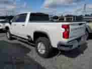 2022 Chevrolet Silverado 3500HD LTZ с VIN 1GC4YUE77NF104951, выставлен на аукционе Copart как лот 85613244 с пробегом 96 119 миль миль и Списание • Salvage title. История ставок и продаж доступна на DreamBid. Изображение 2.