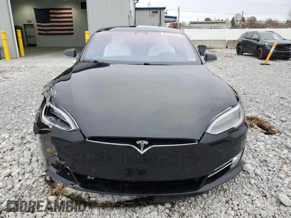✅ 2017 Tesla Model S 100D • VIN: 5YJSA1E42HF231454 • Lot: 92427805. Listed on Copart with 134,791 mi. Free auction sales archive from the USA and detailed vehicle history report at DreamBid. Image 5.
