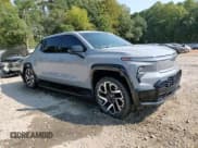 ✅ 2025 Chevrolet Silverado 1500 • VIN: 1GC402EL6SU406523 • Лот: 81186035. Опубликован ранее на Copart с пробегом 10 538 миль. Бесплатный доступ к архиву аукционных продаж из США и подробный отчёт об истории автомобиля на DreamBid. Изображение 13.