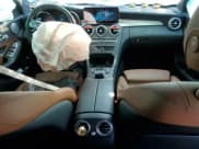 ✅ 2019 Mercedes-Benz C 43 AMG • VIN: 55SWF6EB5KU305258 • Lot: 70148425. Wystawiony na Copart z przebiegiem 61 580 mil. Bezpłatny archiwum sprzedaży aukcyjnych z USA i szczegółowy raport historii pojazdu na DreamBid. Zdjęcie 8.