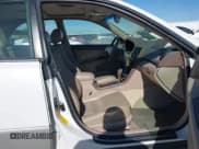 ✅ 2000 Lexus ES 300 • VIN: JT8BF28G4Y5102497 • Лот: 43650282. Опубликован ранее на IAAI с пробегом 128 348 миль. Бесплатный доступ к архиву аукционных продаж из США и подробный отчёт об истории автомобиля на DreamBid. Изображение 5.