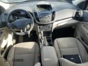 ✅ 2017 Ford Escape SE • VIN: 1FMCU9GD2HUA07367 • Лот: 84190605. Опубликован ранее на Copart с пробегом 110 559 миль. Бесплатный доступ к архиву аукционных продаж из США и подробный отчёт об истории автомобиля на DreamBid. Изображение 8.