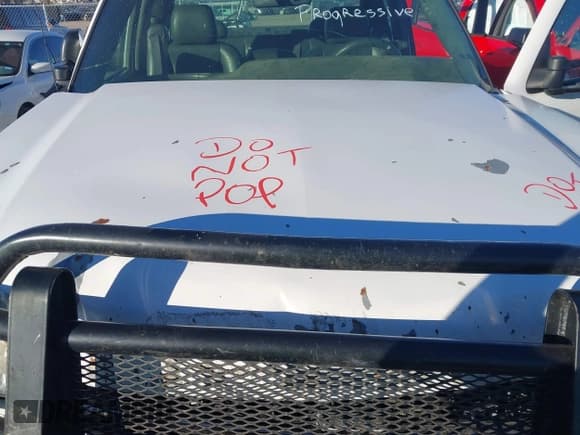 ✅ 2006 Chevrolet Silverado 2500HD LT2 • VIN: 1GCHK29D86E240925 • Лот: 41051872. Опубликован ранее на IAAI с пробегом 281 976 миль. Бесплатный доступ к архиву аукционных продаж из США и подробный отчёт об истории автомобиля на DreamBid. Изображение 10.