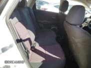 ✅ 2004 Mazda 3 s • VIN: JM1BK143741189615 • Lot: 85914485. Wystawiony na Copart z przebiegiem 140 404 mil. Bezpłatny archiwum sprzedaży aukcyjnych z USA i szczegółowy raport historii pojazdu na DreamBid. Zdjęcie 10.