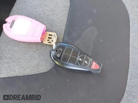 ✅ 2014 Jeep Cherokee Latitude • VIN: 1C4PJLCS2EW314439 • Лот: 42009745. Опубликован ранее на IAAI с пробегом 82 691 миль. Бесплатный доступ к архиву аукционных продаж из США и подробный отчёт об истории автомобиля на DreamBid. Изображение 11.