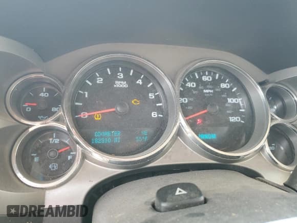 ✅ 2011 Chevrolet Silverado 1500 LT • VIN: 1GCRKSE26BZ145095 • Лот: 71252195. Опубликован ранее на Copart с пробегом 182 310 миль. Бесплатный доступ к архиву аукционных продаж из США и подробный отчёт об истории автомобиля на DreamBid. Изображение 9.