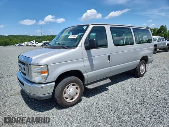 ✅ 2011 Ford Econoline Passenger XL • VIN: 1FBNE3BL2BDA25627 • Lot: 60203895. Listed on Copart with 120,027 mi. Free auction sales archive from the USA and detailed vehicle history report at DreamBid. Image 1.