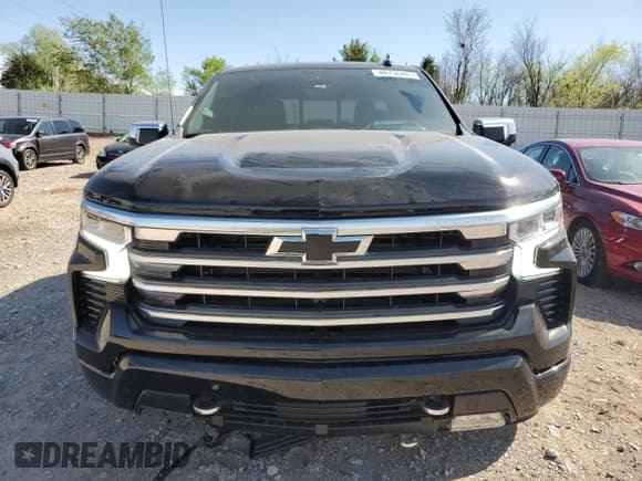 ✅ 2025 Chevrolet Silverado 1500 • VIN: 2GCPAFED6S1116613 • Лот: 48756285. Опубликован ранее на Copart с пробегом 1 136 миль. Бесплатный доступ к архиву аукционных продаж из США и подробный отчёт об истории автомобиля на DreamBid. Изображение 5.