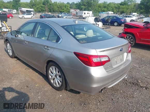 ✅ 2016 Subaru Legacy Premium • VIN: 4S3BNAD65G3037133 • Lot: 42471767. Wystawiony na IAAI z przebiegiem 138 492 mil. Bezpłatny archiwum sprzedaży aukcyjnych z USA i szczegółowy raport historii pojazdu na DreamBid. Zdjęcie 3.