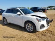 ✅ 2023 Audi Q3 S line Premium • VIN: WA1DECF35P1054849 • Lot: 58766615. Wystawiony na Copart z przebiegiem 43 588 mil. Bezpłatny archiwum sprzedaży aukcyjnych z USA i szczegółowy raport historii pojazdu na DreamBid. Zdjęcie 4.