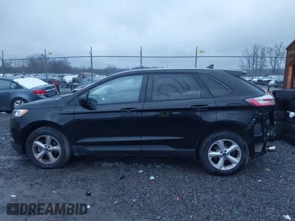 ✅ 2020 Ford Edge SE • VIN: 2FMPK3G95LBA06115 • Lot: 40884705. Wystawiony na IAAI z przebiegiem 54 712 mil. Bezpłatny archiwum sprzedaży aukcyjnych z USA i szczegółowy raport historii pojazdu na DreamBid. Zdjęcie 15.