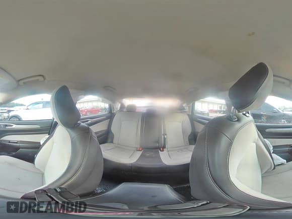 ✅ 2020 Ford Fusion SE • VIN: 3FA6P0HD5LR223156 • Lot: 81228575. Wystawiony na Copart z przebiegiem 78 695 mil. Bezpłatny archiwum sprzedaży aukcyjnych z USA i szczegółowy raport historii pojazdu na DreamBid. Zdjęcie 14.