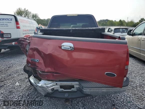 ✅ 2002 Ford F-150 XL • VIN: 1FTRX17W32NB36812 • Lot: 71221765. Listed on Copart with 226,636 mi. Free auction sales archive from the USA and detailed vehicle history report at DreamBid. Image 6.