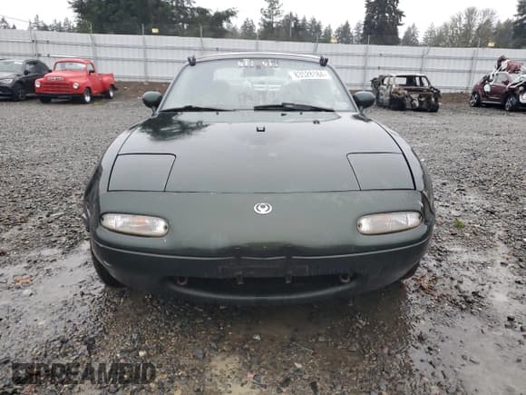 ✅ 1997 Mazda MX-5 Miata • VIN: JM1NA3536V0730784 • Lot: 83528184. Wystawiony na Copart z przebiegiem 217 492 mil. Bezpłatny archiwum sprzedaży aukcyjnych z USA i szczegółowy raport historii pojazdu na DreamBid. Zdjęcie 5.