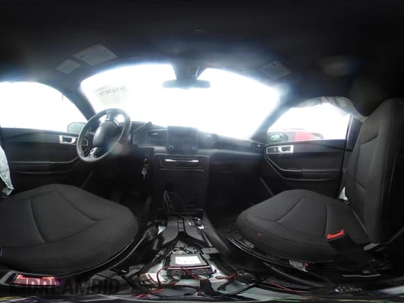 ✅ 2020 Ford Police Interceptor Utility • VIN: 1FM5K8AB2LGA41977 • Лот: 38543076. Опубликован ранее на IAAI с пробегом 112 699 миль. Бесплатный доступ к архиву аукционных продаж из США и подробный отчёт об истории автомобиля на DreamBid. Изображение 18.