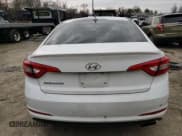 ✅ 2017 Hyundai Sonata SE • VIN: 5NPE24AF0HH493705 • Lot: 40450533. Listed on Copart with 130,393 mi. Free auction sales archive from the USA and detailed vehicle history report at DreamBid. Image 6.