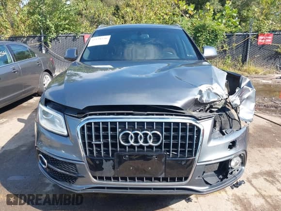 ✅ 2015 Audi Q5 Premium Plus • VIN: WA1DGAFP8FA040542 • Lot: 43198336. Listed on IAAI with 133,042 mi. Free auction sales archive from the USA and detailed vehicle history report at DreamBid. Image 12.