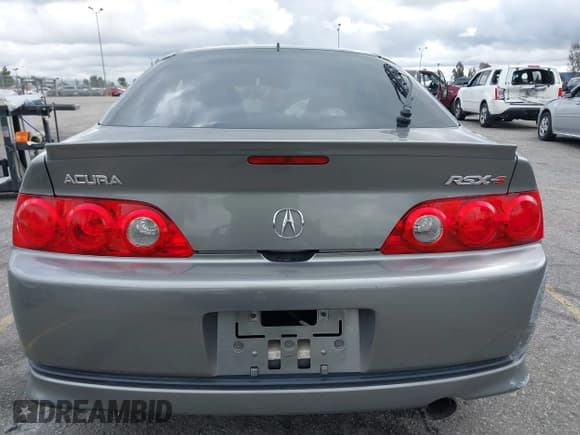 ✅ 2006 Acura RSX Type S • VIN: JH4DC53006S016762 • Lot: 41781442. Listed on IAAI with Not provided. Free auction sales archive from the USA and detailed vehicle history report at DreamBid. Image 17.
