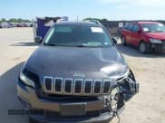 ✅ 2019 Jeep Cherokee Latitude Plus • VIN: 1C4PJLLB0KD164287 • Лот: 42681079. Опубликован ранее на IAAI с пробегом 137 162 миль. Бесплатный доступ к архиву аукционных продаж из США и подробный отчёт об истории автомобиля на DreamBid. Изображение 12.