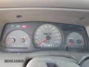 ✅ 2002 Mercury Grand Marquis GS • VIN: 2MEFM74W72X628727 • Лот: 85876915. Опубликован ранее на Copart с пробегом 211 633 миль. Бесплатный доступ к архиву аукционных продаж из США и подробный отчёт об истории автомобиля на DreamBid. Изображение 9.