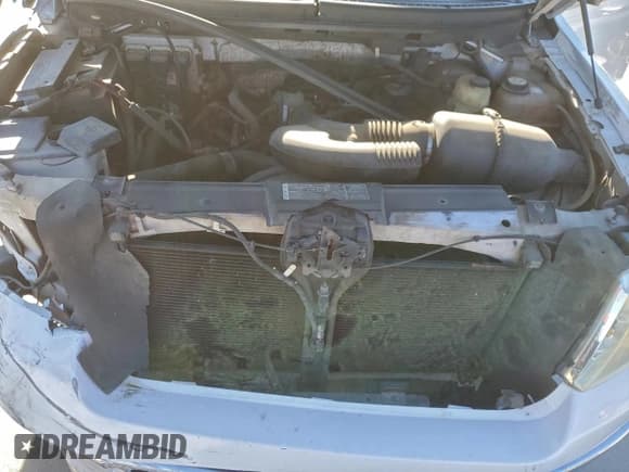 ✅ 2008 Ford F-150 XL • VIN: 1FTRW12WX8KC56465 • Lot: 91439955. Wystawiony na Copart z przebiegiem 179 308 mil. Bezpłatny archiwum sprzedaży aukcyjnych z USA i szczegółowy raport historii pojazdu na DreamBid. Zdjęcie 11.