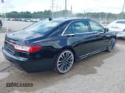 ✅ 2019 Lincoln Continental Select • VIN: 1LN6L9SK0K5609739 • Lot: 42268768. Wystawiony na IAAI z przebiegiem 150 786 mil. Bezpłatny archiwum sprzedaży aukcyjnych z USA i szczegółowy raport historii pojazdu na DreamBid. Zdjęcie 4.