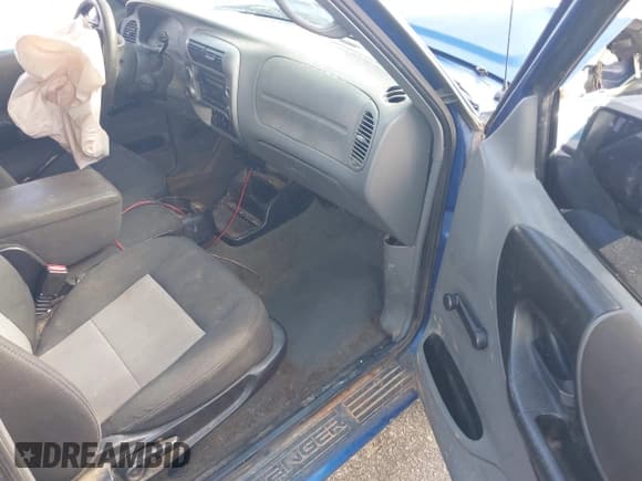 ✅ 2007 Ford Ranger XL • VIN: 1FTZR15E97PA09918 • Lot: 43770572. Wystawiony na IAAI z przebiegiem 210 842 mil. Bezpłatny archiwum sprzedaży aukcyjnych z USA i szczegółowy raport historii pojazdu na DreamBid. Zdjęcie 5.