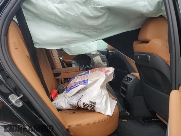 ✅ 2026 BMW X5 xDrive40i • VIN: 5UX23EU0XT9222843 • Lot: 92109475. Listed on Copart with Not provided. Free auction sales archive from the USA and detailed vehicle history report at DreamBid. Image 11.