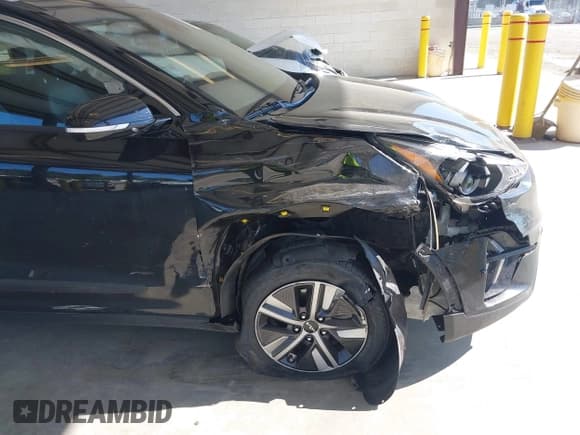 ✅ 2022 Kia Niro EX Premium • VIN: KNDCE3LC5N5493822 • Лот: 42662763. Опубликован ранее на IAAI с пробегом 103 061 миль. Бесплатный доступ к архиву аукционных продаж из США и подробный отчёт об истории автомобиля на DreamBid. Изображение 6.