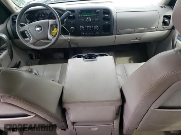 ✅ 2012 Chevrolet Silverado 1500 LT • VIN: 3GCUKSE21CG131066 • Lot: 68064695. Listed on Copart with 213,763 mi. Free auction sales archive from the USA and detailed vehicle history report at DreamBid. Image 8.