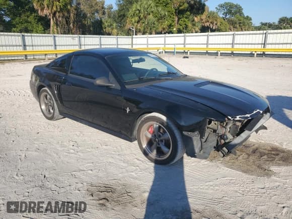 ✅ 2002 Ford Mustang Standard • VIN: 1FAFP40452F134217 • Lot: 91813155. Listed on Copart with 176,793 mi. Free auction sales archive from the USA and detailed vehicle history report at DreamBid. Image 4.