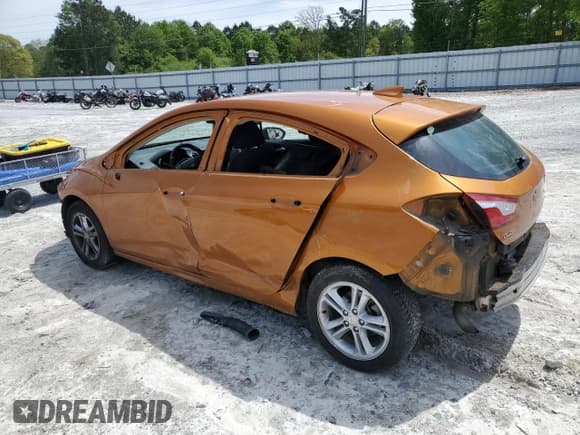 ✅ 2017 Chevrolet Cruze LT • VIN: 3G1BE6SM9HS541879 • Lot: 47472933. Listed on Copart with 100,303 mi. Free auction sales archive from the USA and detailed vehicle history report at DreamBid. Image 2.