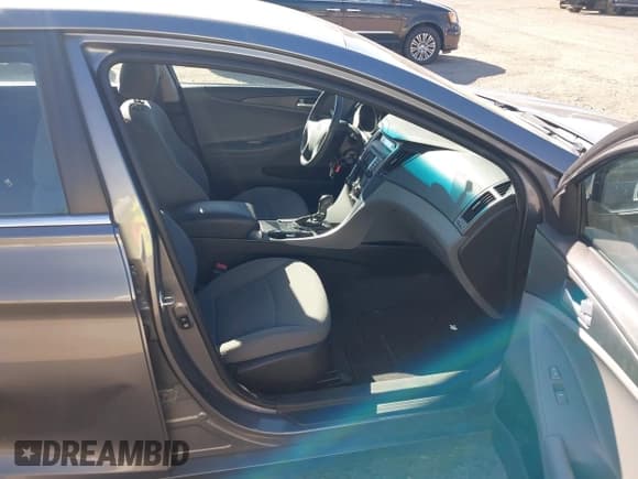 ✅ 2011 Hyundai Sonata GLS • VIN: 5NPEB4AC2BH157003 • Лот: 43339545. Опубликован ранее на IAAI с пробегом 88 198 миль. Бесплатный доступ к архиву аукционных продаж из США и подробный отчёт об истории автомобиля на DreamBid. Изображение 5.