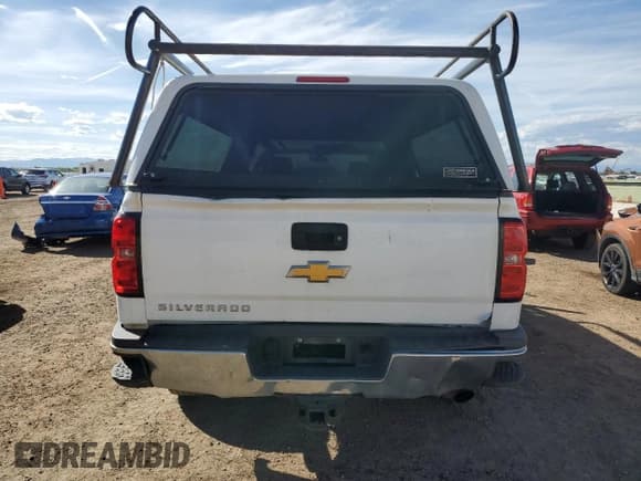 ✅ 2018 Chevrolet Silverado 2500HD Work Truck • VIN: 1GC1KUEG8JF129954 • Лот: 83872845. Опубликован ранее на Copart с пробегом 297 588 миль. Бесплатный доступ к архиву аукционных продаж из США и подробный отчёт об истории автомобиля на DreamBid. Изображение 6.