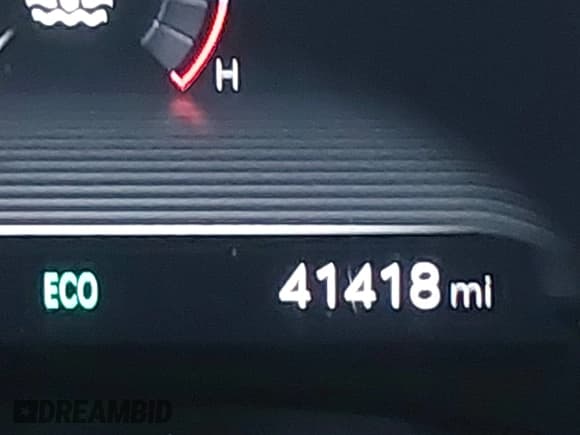 ✅ 2023 Genesis G70 2.0T • VIN: KMTG34TA2PU131355 • Lot: 43548986. Wystawiony na IAAI z przebiegiem 41 418 mil. Bezpłatny archiwum sprzedaży aukcyjnych z USA i szczegółowy raport historii pojazdu na DreamBid. Zdjęcie 15.