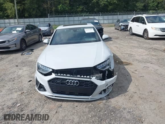 ✅ 2022 Audi A4 S line Premium Plus • VIN: WAUEAAF49NN015008 • Лот: 43127366. Опубликован ранее на IAAI с пробегом 90 000 миль. Бесплатный доступ к архиву аукционных продаж из США и подробный отчёт об истории автомобиля на DreamBid. Изображение 13.