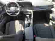 2024 Hyundai Elantra SEL z VIN KMHLM4DG4RU807901, wystawiony jako Copart lot #71158525 z przebiegiem 12 788 mil mil oraz Szkoda całkowita • Salvage title. Historia ofert i sprzedaży dostępna na DreamBid. Obrazek 8.